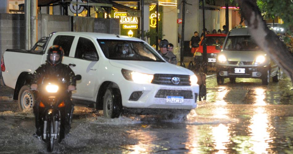 Precaucioacuten en Santiago del Estero- raacutefagas granizo y lluvias intensas en el pronoacutestico