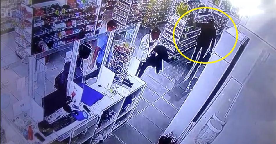 VIDEO  Roboacute perfumes de una conocida farmacia de La Banda y acaboacute detenido