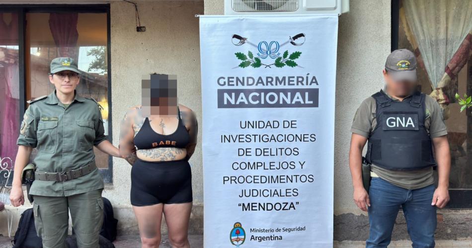 Gendarmeriacutea detuvo a narcos y les incautoacute estupefaciente fraccionado listo para vender