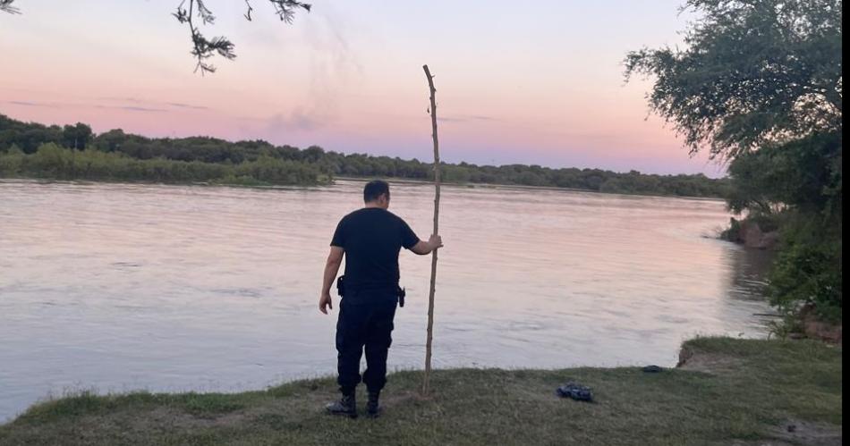 Joven del Bordm Juan Diacuteaz de Soliacutes atrapado por las aguas del Dulce