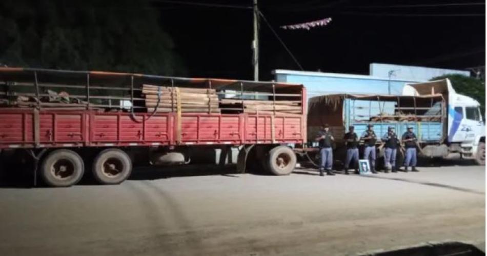 Frenan el paso de 390 postes robados desde Chaco a Monte Quemado