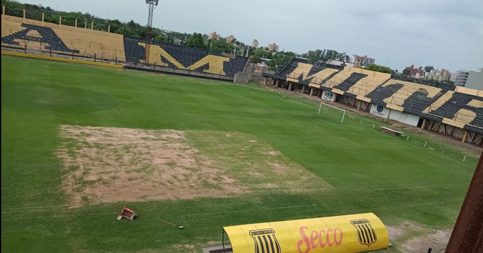 Mitre prepara el campo de juego de cara a la nueva temporada