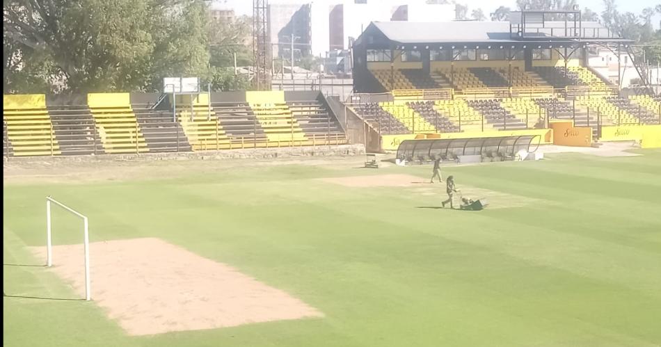 ESCENARIO Mitre trabaja para tener un buen campo de juego en este 2025 Y se viene la pretemporada