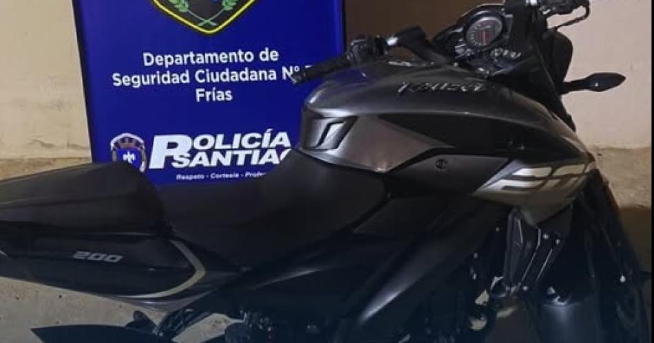 En Friacuteas descubren y secuestran una moto robada en Coacuterdoba