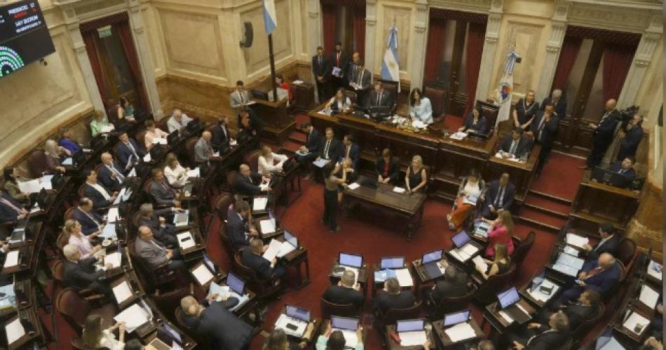 Ya rige el aumento de dietas para los senadores nacionales- cuaacutento cobraraacuten