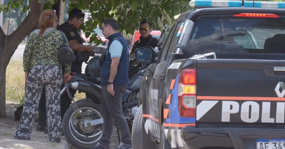 Adolescente que asesinoacute a su tiacuteo de 11 cuchillazos se negoacute a declarar