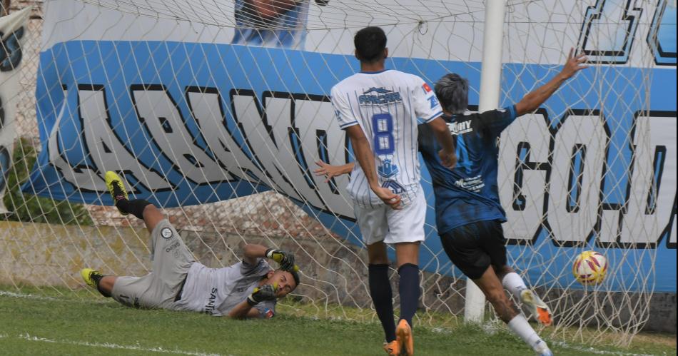 Central Argentino aplastoacute a Veacutelez (SR) y se clasificoacute a la quinta fase