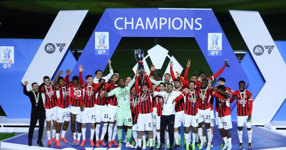 iexclMilan campeoacuten dio vuelta un 2 a 0 ante Inter y se quedoacute con la gloria