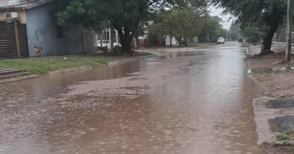 Lluvias tempranas sorprendieron a los vecinos del interior de Santiago del Estero