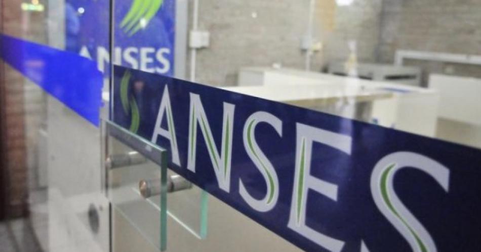 Uno a uno todos los grupos de Anses que recibiraacuten un aumento en enero 2025