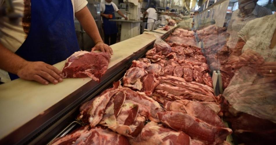 Sentildealan que una familia necesitoacute 30 mil maacutes en diciembre solo en alimentos