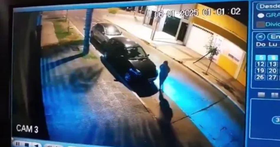 VIDEO DE TERROR  Fue a buscar a su hijo quisieron robarle y la balearon