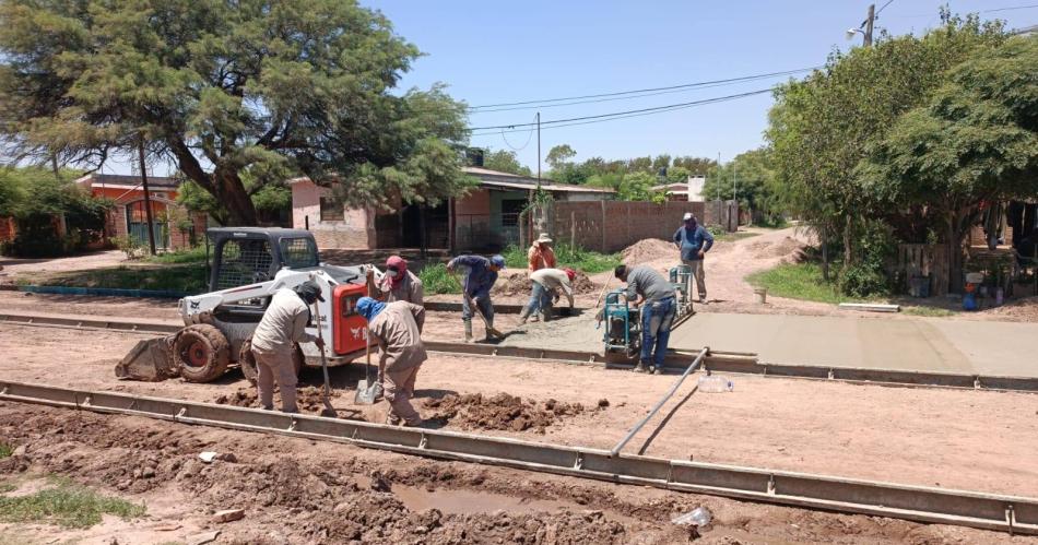 En Los Juriacutees avanzan las mejoras viales y obras de pavimentacioacuten