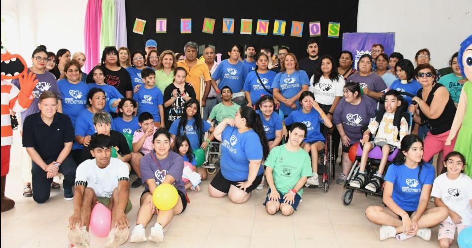 Fuentes participoacute de la apertura de la colonia de vacaciones inclusiva