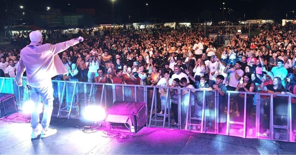 Finalmente mantildeana se desarrollaraacute el XVI Festival Telares Canta