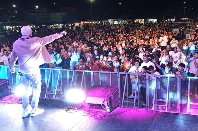 Finalmente mantildeana se desarrollaraacute el XVI Festival Telares Canta