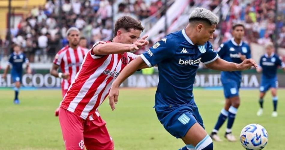 Racing comenzoacute con el pie derecho el Apertura venciendo a Barracas Central 