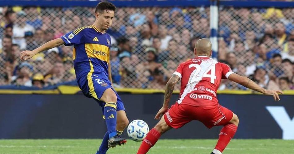 Boca Juniors arrancoacute con un empate en cero ante el Bicho con muy poco fuacutetbol