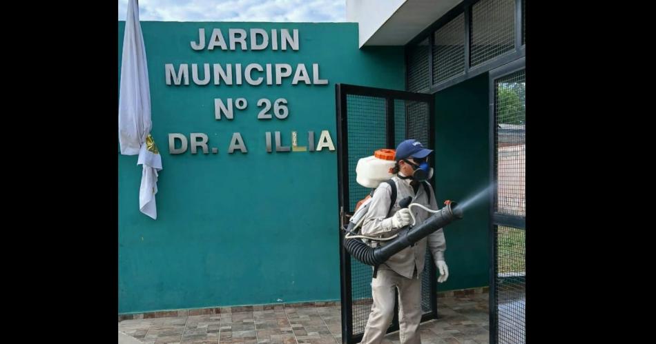 La Municipalidad comenzoacute con la fumigacioacuten y limpieza de sus jardines de infantes