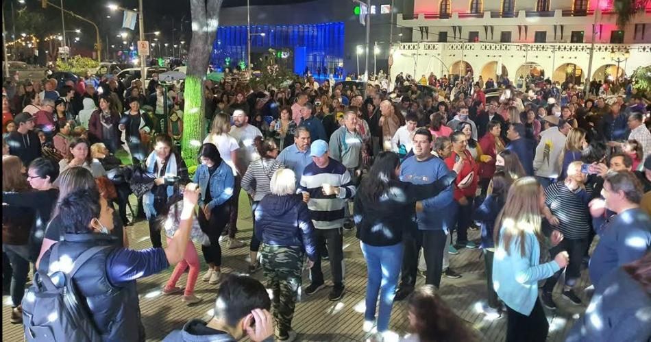 Las Termas disfrutaraacute mantildeana su Fiesta Retro en la plaza San Martiacuten