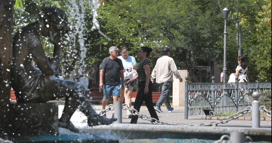 Anuncian temperaturas maacutes altas de lo normal los proacuteximos tres meses