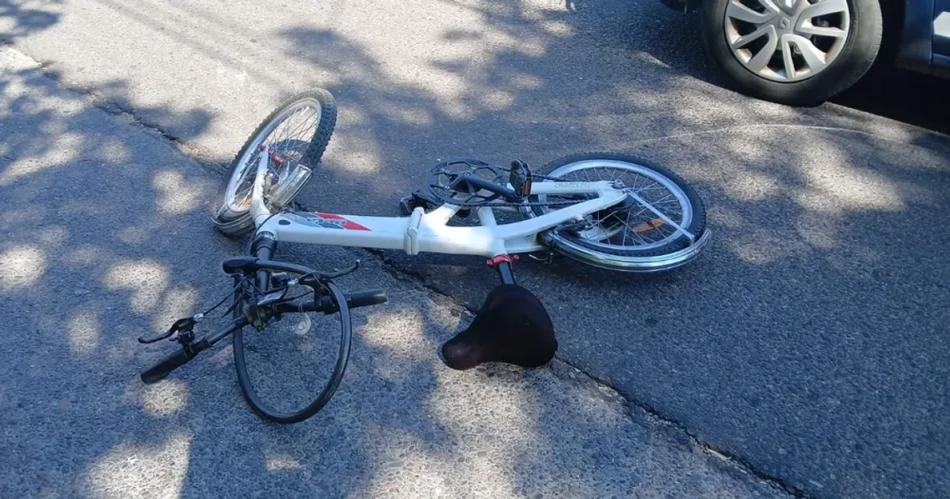 Conmocioacuten- ciclista de 87 antildeos murioacute tras ser atropellado por un auto