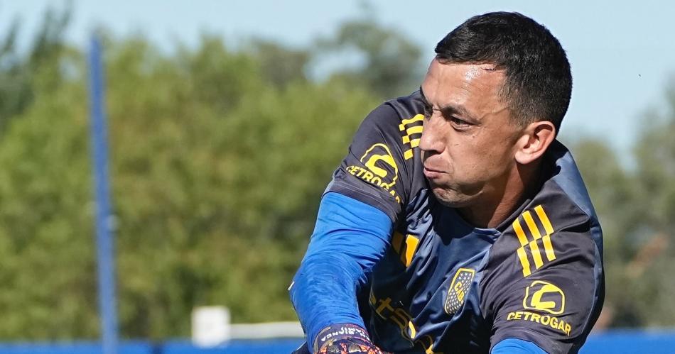 Racing y Boca calientan el saacutebado con un partidazoen el Cilindro