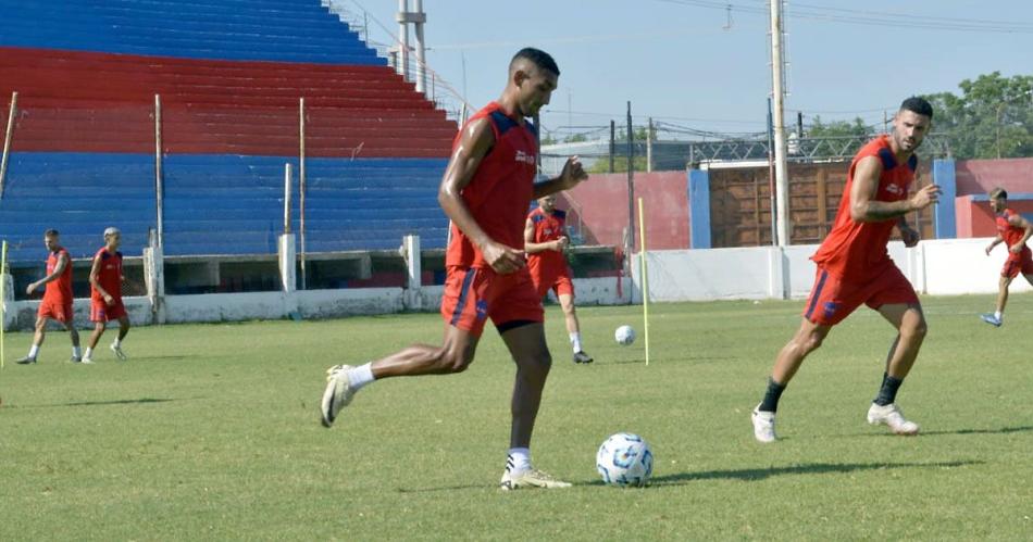 APORTE Milton Gerez valoró el empate ante Ferro y se prepara para el duelo del viernes en la Isla