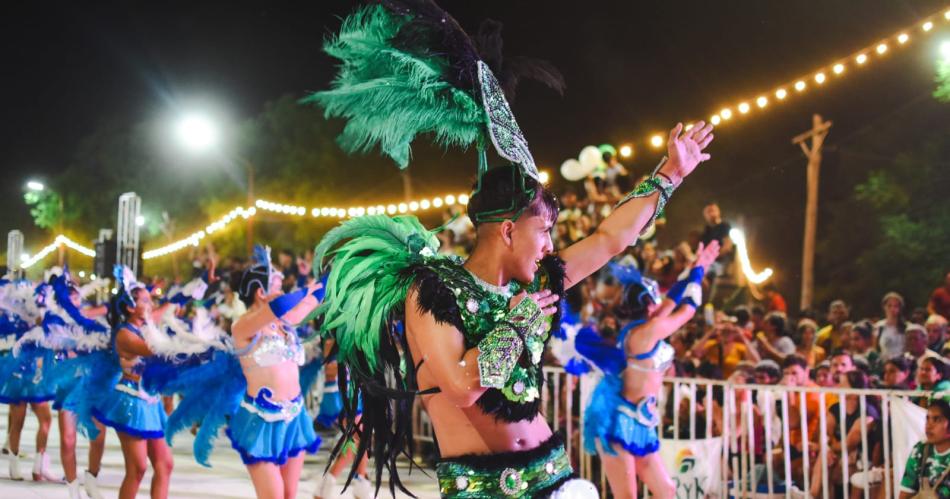 En Quimiliacute le dan rienda suelta a la alegriacutea con sus Corsos de Carnaval