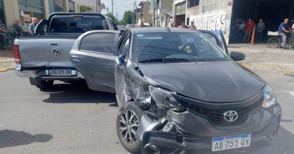 Terrible Salidera bancaria- delincuentes se enfrentaron a tiros con la Policiacutea y se robaron 10 millones