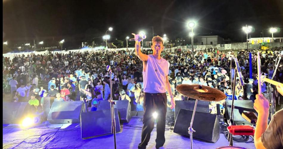 Una multitud disfrutoacute del XIX Festival del Hacha en Pozo Hondo