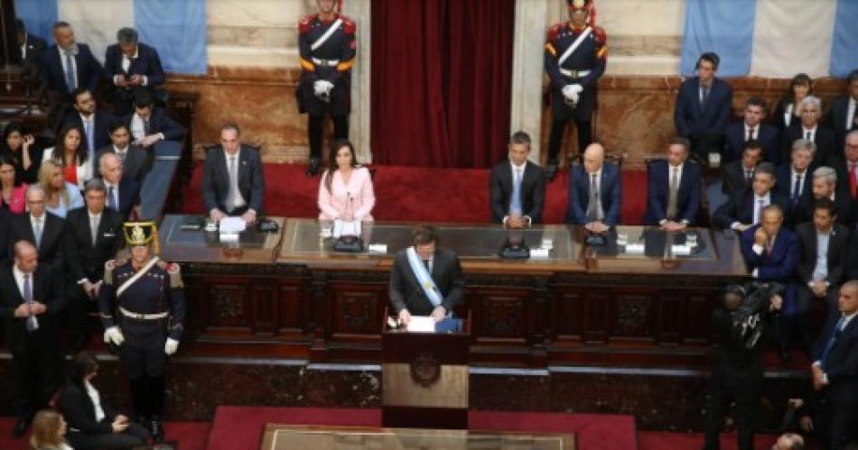 Polémica por las restricciones a la prensa en la Asamblea Legislativa