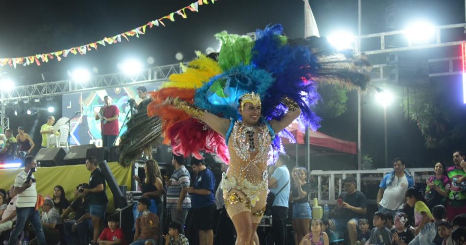 La Comparsa Profeciacutea es la nueva campeona del corso de Quimiliacute