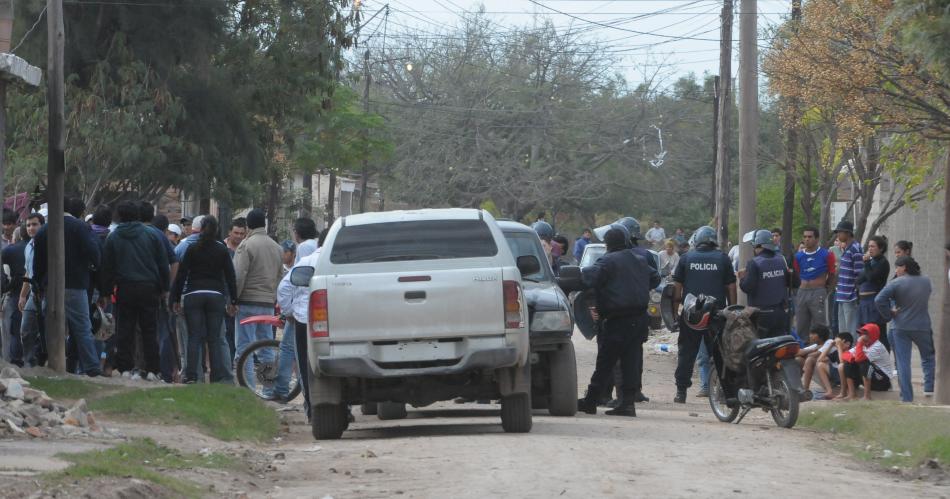 REDADAS- Los policías trabajaron en distintos domicilios Finalmente la mujer fue apresada en un hotel Y al cierre tramitaban la internación de su pareja en un centro de salud