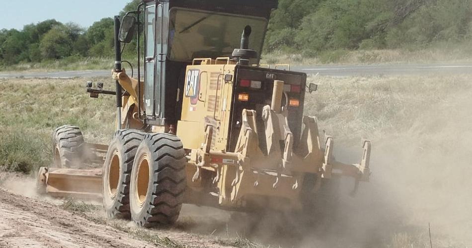 Vialidad Nacional ejecuta tareas de conservacioacuten de rutas santiaguentildeas