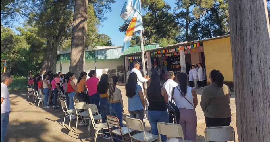 ESCUELA En la institución ayer como en todas las escuelas dieron inicio al ciclo lectivo 2025