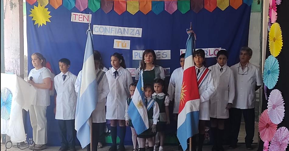 Volvieron las clases a la provincia- con diversos actos inauguraron el ciclo lectivo 