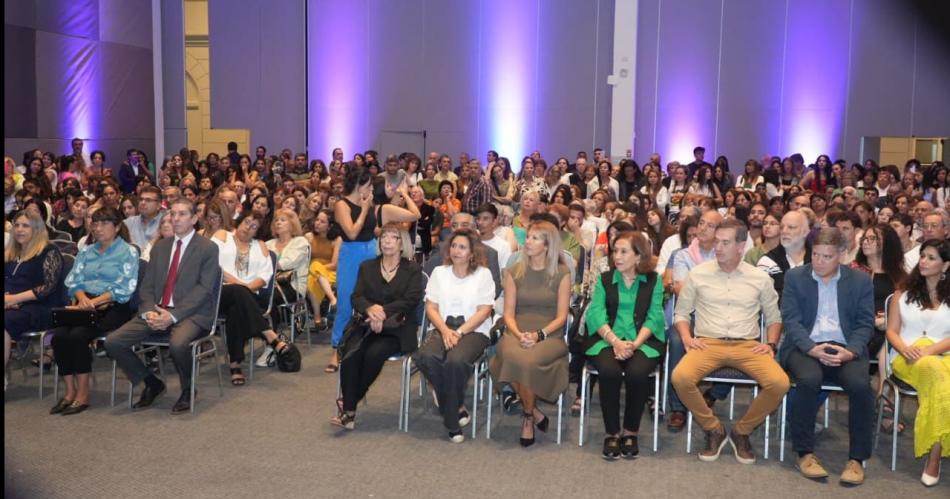 Se realizoacute el evento 8M en el Centro de Convenciones Foacuterum