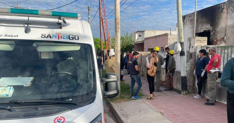 Una santiaguentildea con problemas de motricidad murioacute calcinada cuando su casa se prendioacute fuego