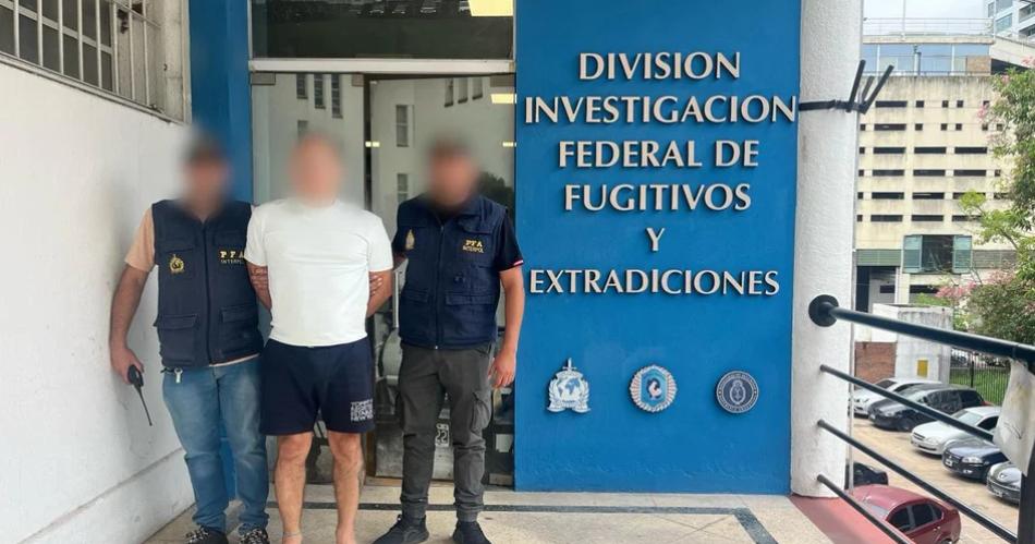 Cayoacute un peruano con pedido de captura internacional por homicidio calificado