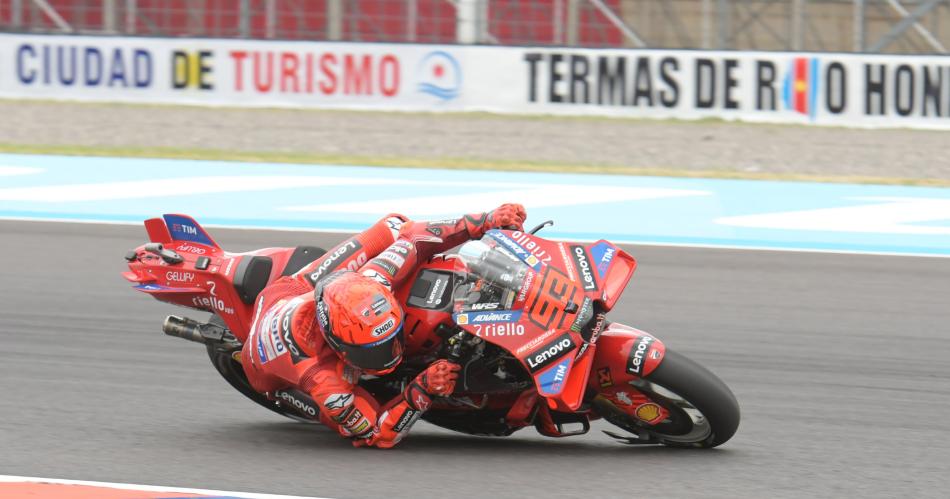 MUNDIAL DE MOTOCICLISMO EL PILOTO DE DUCATI FUE EL MÁS VELOZ EN LA PRIMERA JORNADA DE PRÁCTICAS Y HOY SE VIENE OTRO DÍA CLAVE