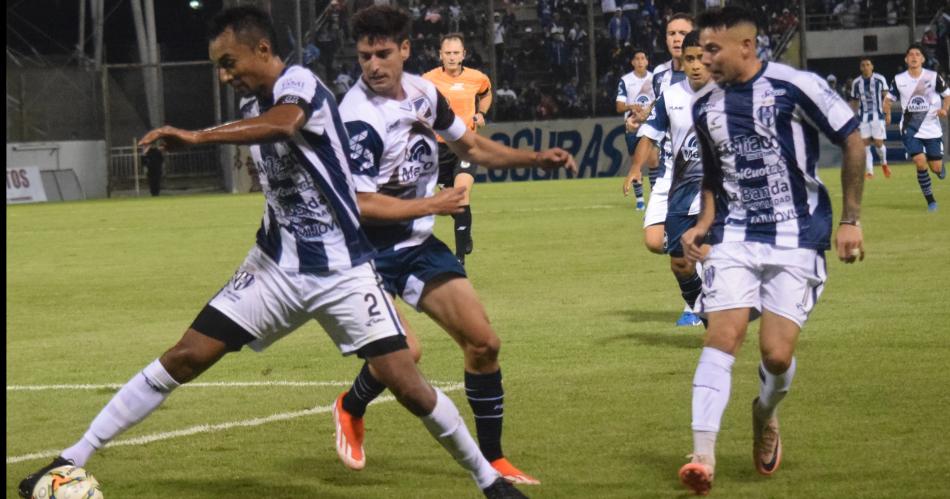 Sarmiento debutoacute con una derrota ante Juventud Antoniana