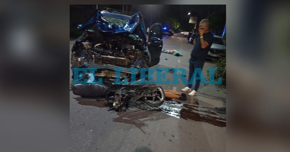 Terrible accidente fatal en el B° Belgrano- un joven motociclista murió en el acto