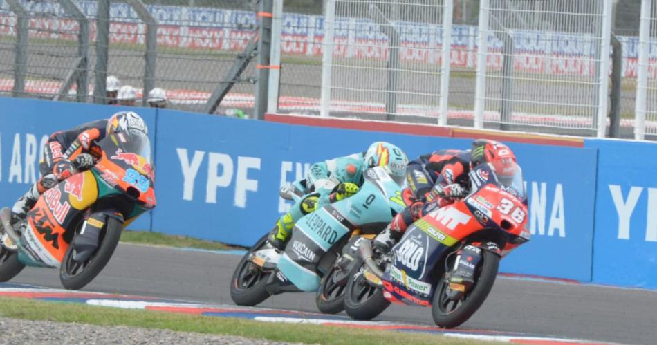 Ángel Piqueras ganador del Moto3 Las Termas de Río Hondo