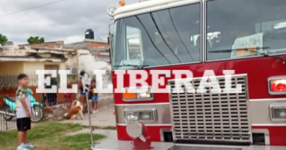 Incendio en una vivienda en el barrio 8 de Abril