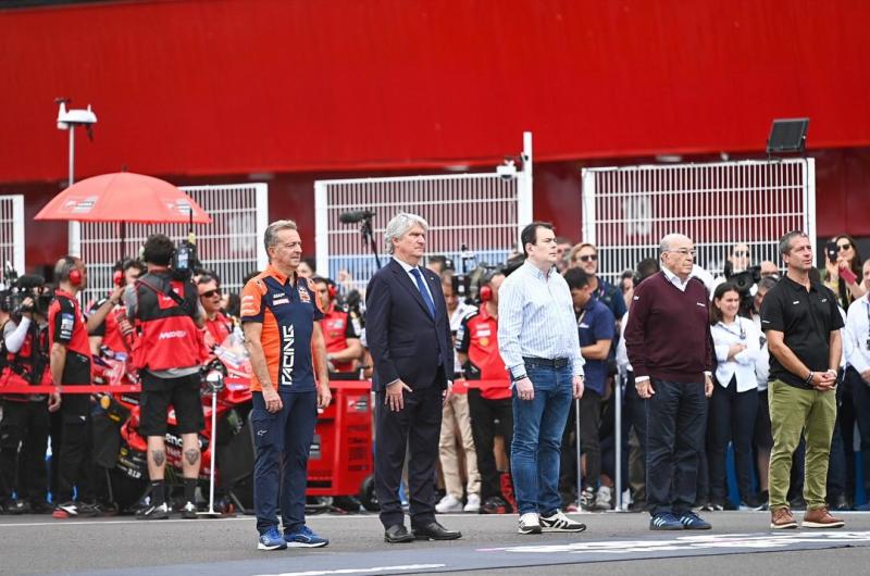 El gobernador Zamora en el cierre del MotoGP edición 2025- Las Termas de Río Hondo