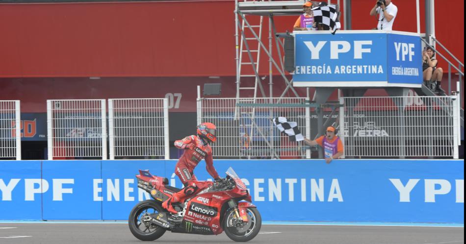 Marc Maacuterquez agiganta su leyenda con otra tarde memorable en Las Termas 