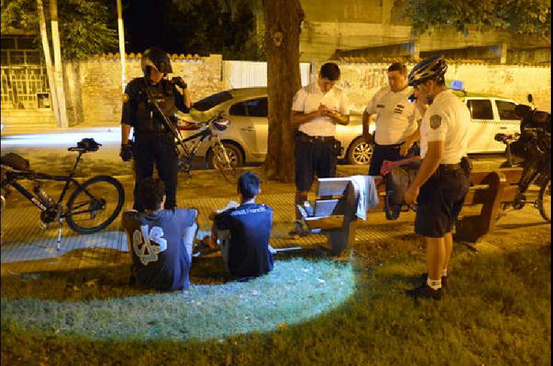 Aprehendidos Por Disturbios Y Agresión A Efectivos Policiales Las Termas Río Hondo C Dos 0140